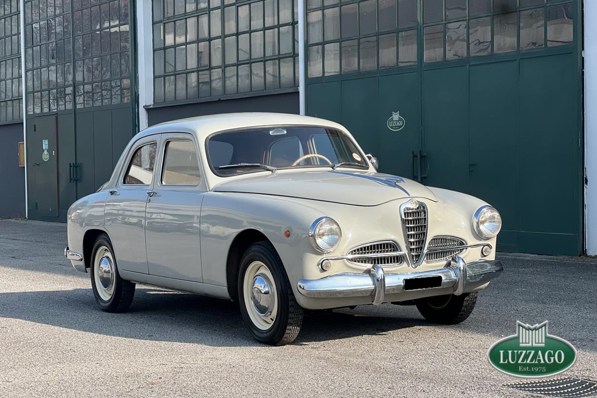 Alfa Romeo classic cars for sale at Luzzago 1975 in Brescia